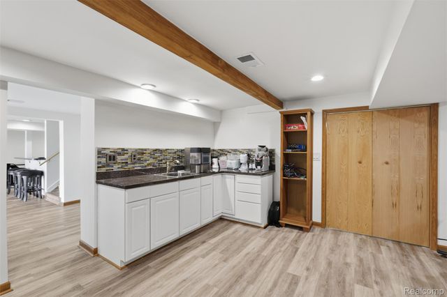7477 Ore Knob Drive, Tyrone Township, MI 48430