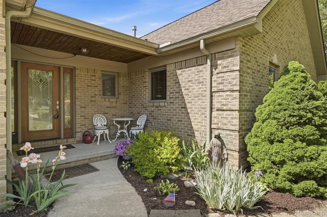 7477 Ore Knob Drive, Tyrone Township, MI 48430