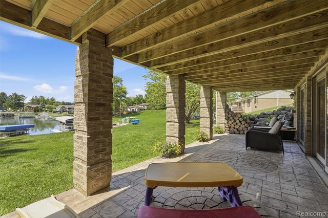 7477 Ore Knob Drive, Tyrone Township, MI 48430