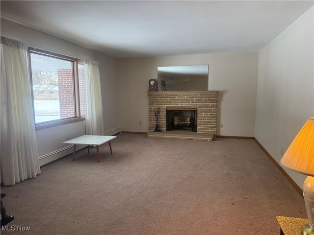 2612 Frostwood Drive, Austintown, OH 44515