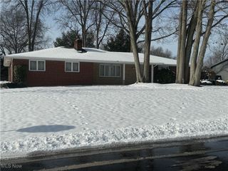 2612 Frostwood Drive, Austintown, OH 44515