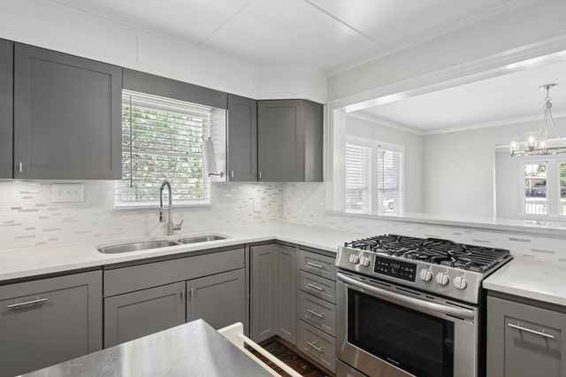 3614 Gordon Avenue, Fort Worth, TX 76110
