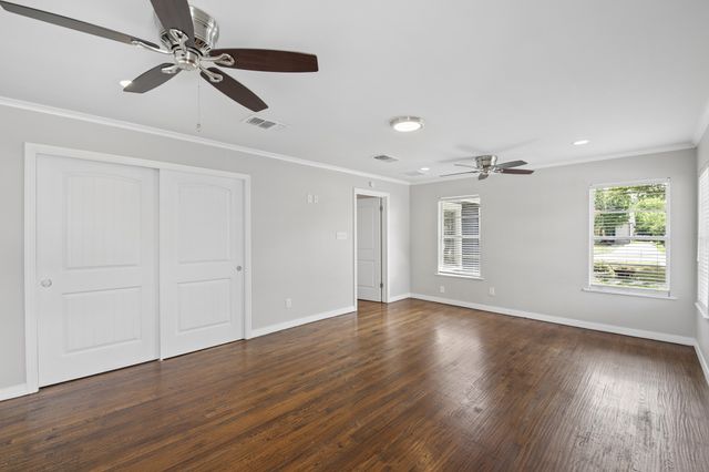 3614 Gordon Avenue, Fort Worth, TX 76110