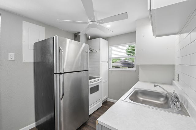 3614 Gordon Avenue, Fort Worth, TX 76110
