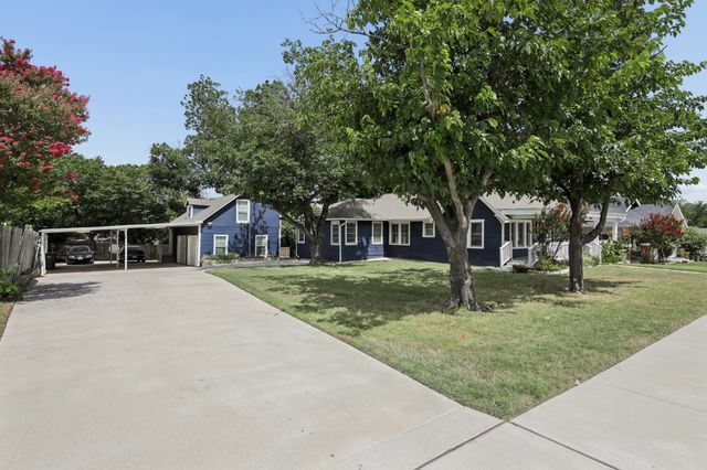 3614 Gordon Avenue, Fort Worth, TX 76110