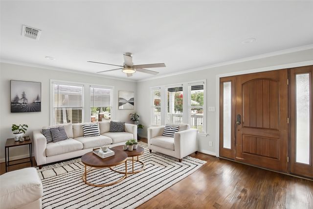 3614 Gordon Avenue, Fort Worth, TX 76110