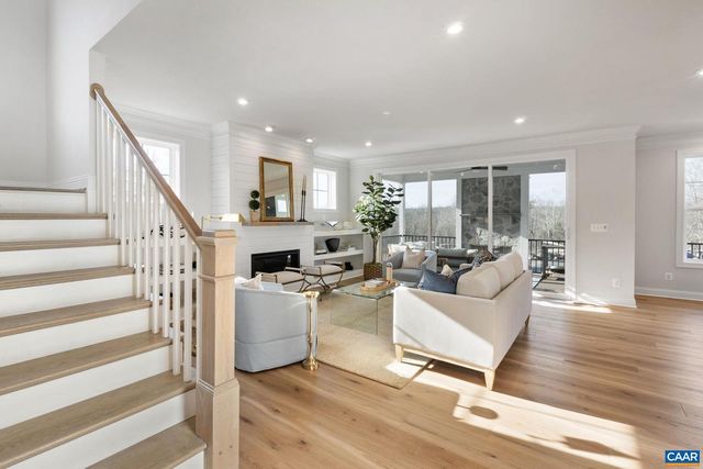 35 MARY JACKSON CT, Charlottesville, VA 22902