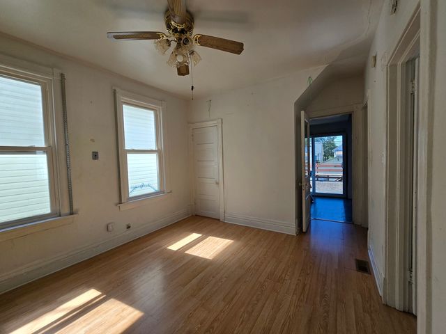4602 N Karlov Avenue, Chicago, IL 60630