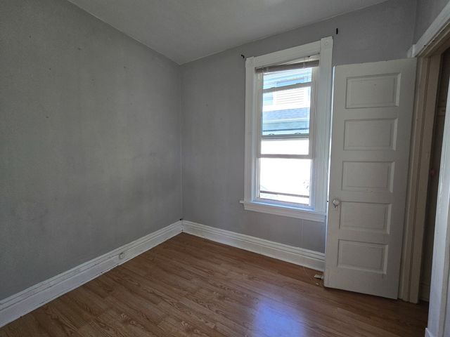 4602 N Karlov Avenue, Chicago, IL 60630
