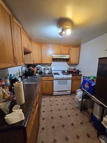 4602 N Karlov Avenue, Chicago, IL 60630