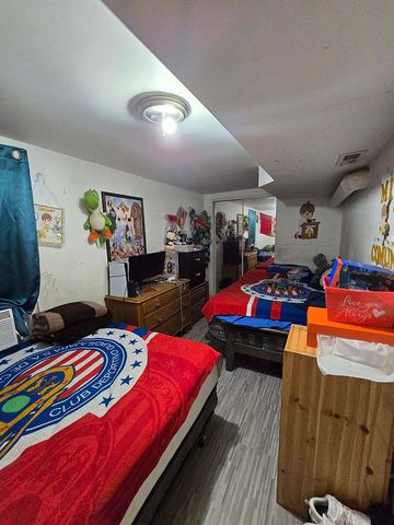4602 N Karlov Avenue, Chicago, IL 60630