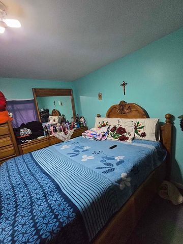4602 N Karlov Avenue, Chicago, IL 60630