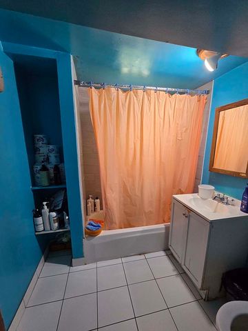 4602 N Karlov Avenue, Chicago, IL 60630