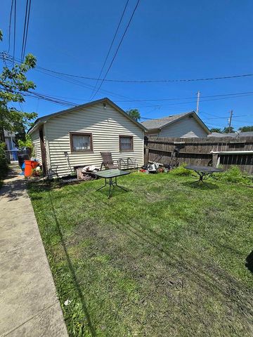 4602 N Karlov Avenue, Chicago, IL 60630