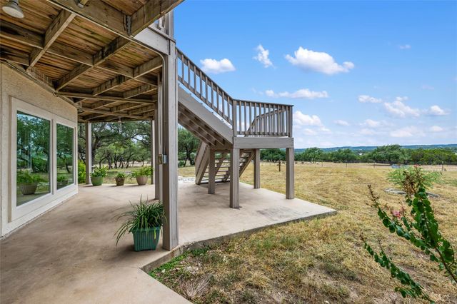 2400 W Fitzhugh RD, Dripping Springs, TX 78620