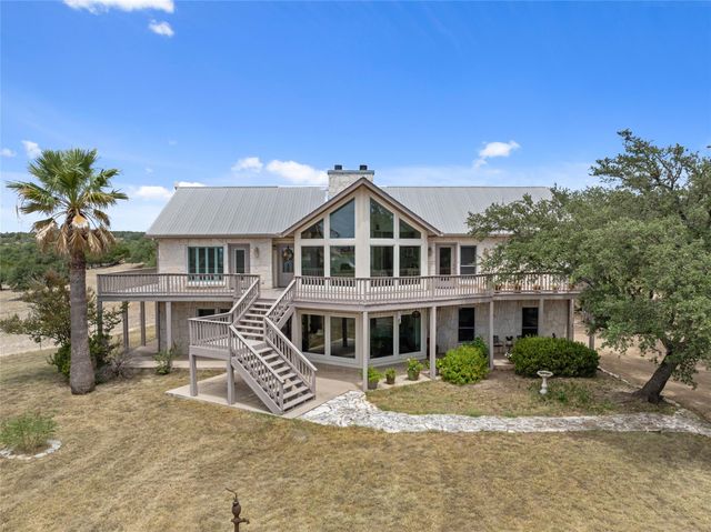 2400 W Fitzhugh RD, Dripping Springs, TX 78620