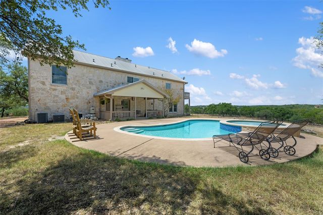 2400 W Fitzhugh RD, Dripping Springs, TX 78620