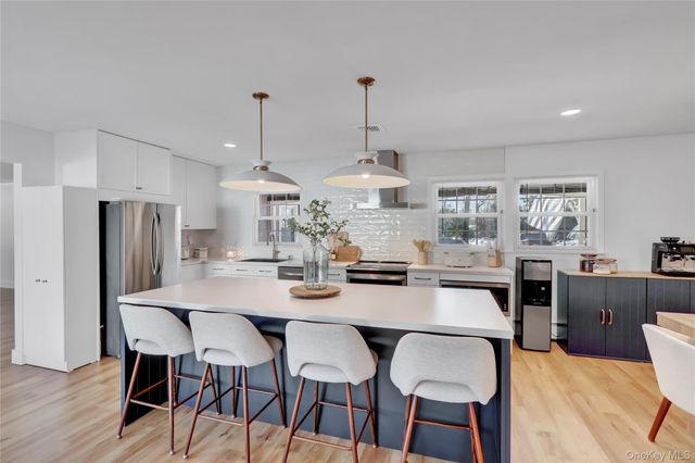 15 Whitmore Lane, Coram, NY 11727