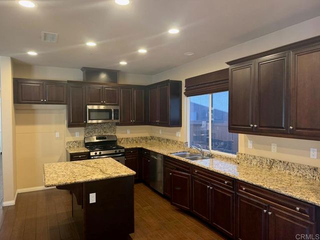 790 Arbor Glen Lane, Vista, CA 92081