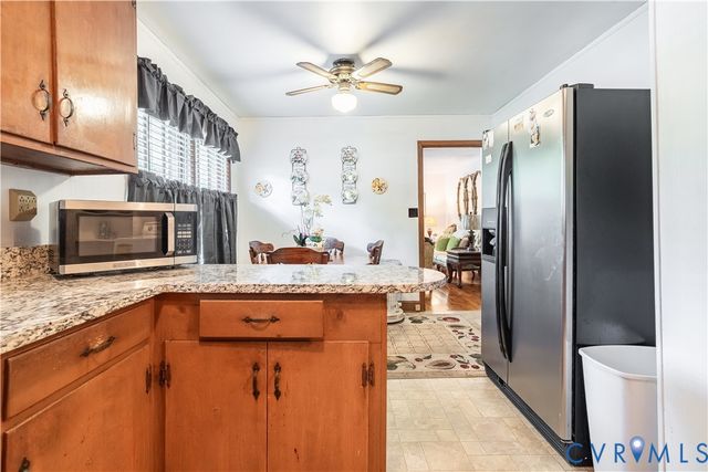 201 W Third St, South Hill, VA 23970