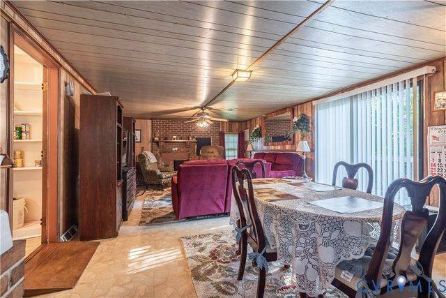201 W Third St, South Hill, VA 23970