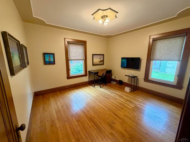 2217 N Woodbridge Road, Saginaw, MI 48602