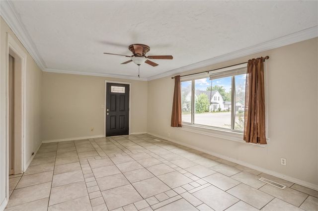 716 N Mount Olive Street, Siloam Springs, AR 72761