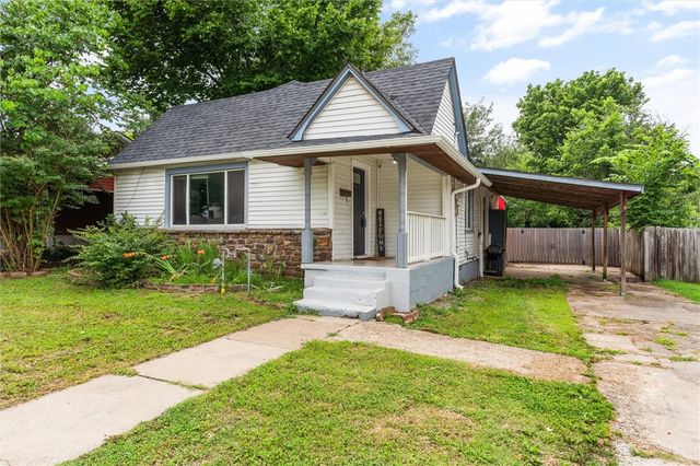 716 N Mount Olive Street, Siloam Springs, AR 72761