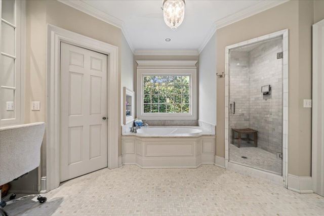 4202 WHITE OAKS RD, Memphis, TN 38117