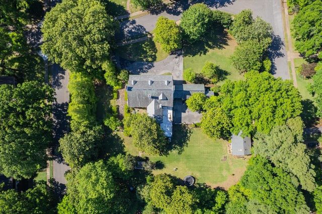 4202 WHITE OAKS RD, Memphis, TN 38117