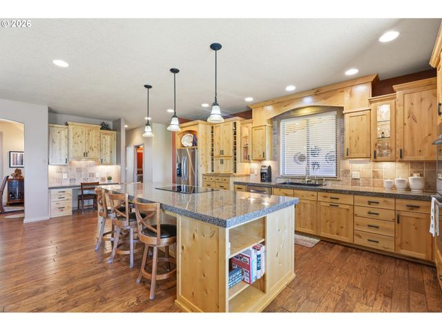 147 KALINA Ct, Kalama, WA 98625