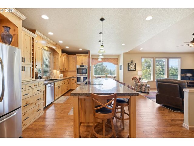 147 KALINA Ct, Kalama, WA 98625
