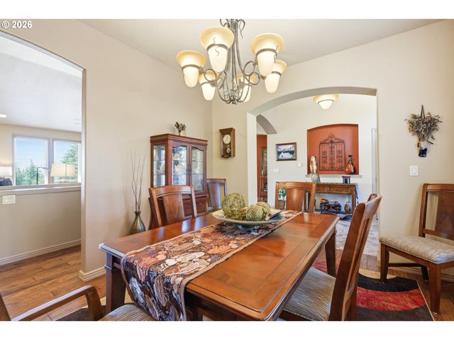 147 KALINA Ct, Kalama, WA 98625