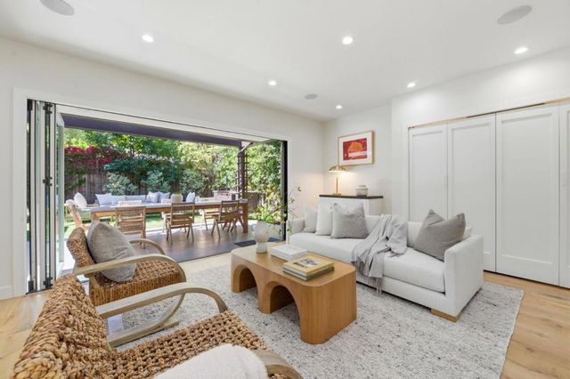 850 Guinda Street, Palo Alto, CA 94301