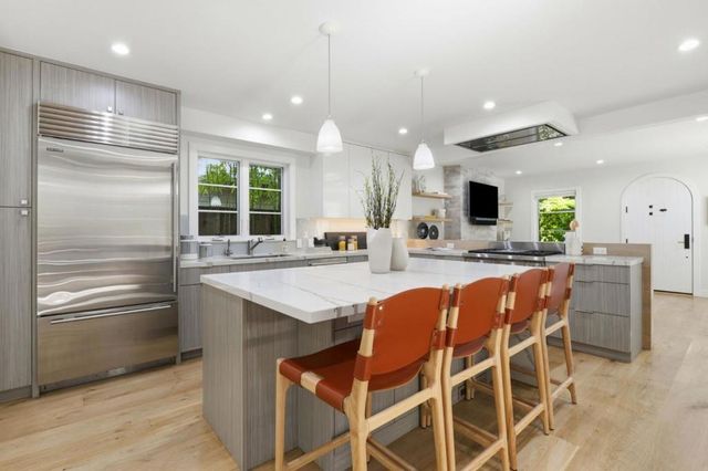 850 Guinda Street, Palo Alto, CA 94301