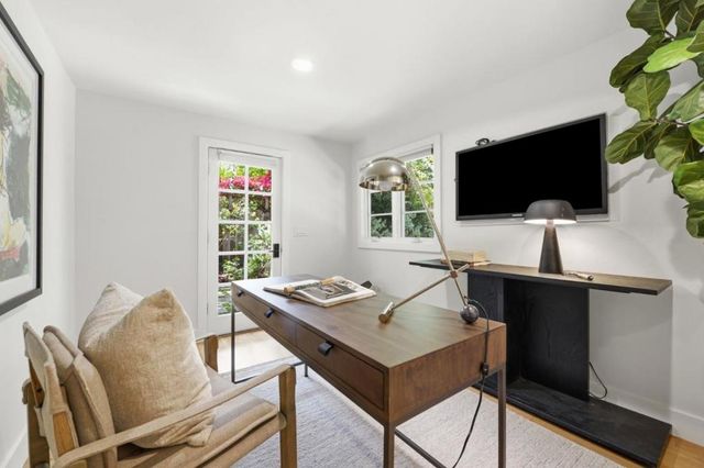 850 Guinda Street, Palo Alto, CA 94301