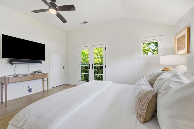 850 Guinda Street, Palo Alto, CA 94301