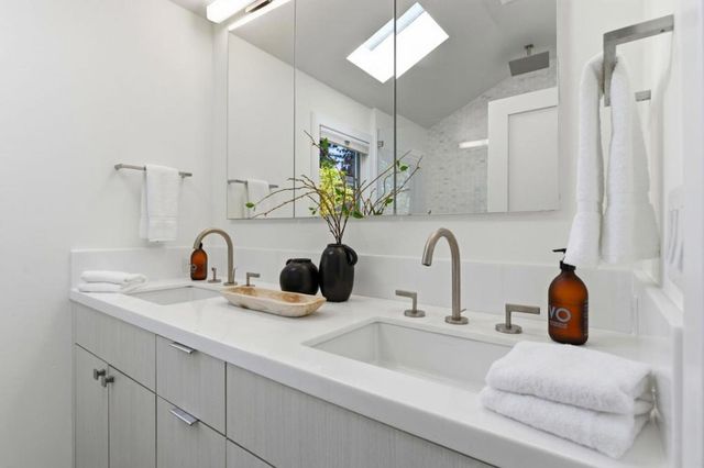 850 Guinda Street, Palo Alto, CA 94301