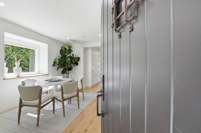 850 Guinda Street, Palo Alto, CA 94301