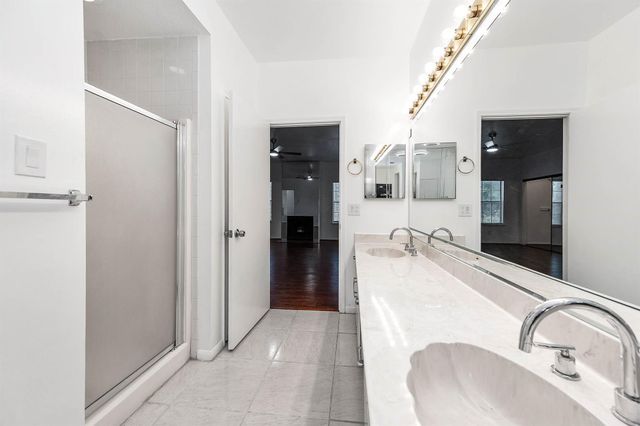6000 Reims Road 2003, Houston, TX 77036