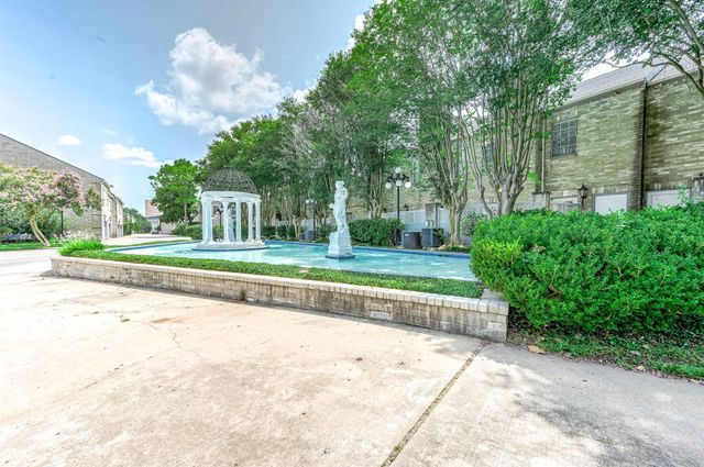 6000 Reims Road 2003, Houston, TX 77036