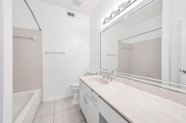 6000 Reims Road 2003, Houston, TX 77036