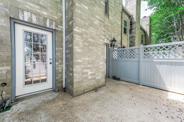 6000 Reims Road 2003, Houston, TX 77036