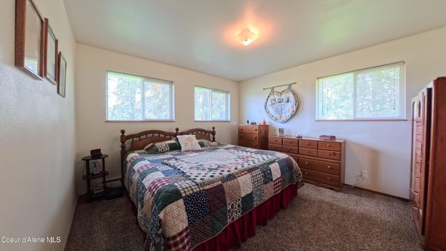 26175 STATE HIGHWAY 3, Cataldo, ID 83810