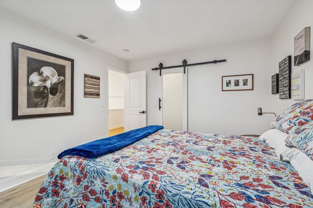 6955 Highland Park Dr, Nashville, TN 37205