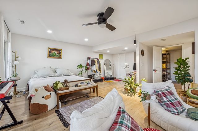 6955 Highland Park Dr, Nashville, TN 37205