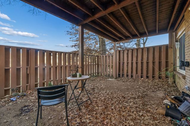 6955 Highland Park Dr, Nashville, TN 37205