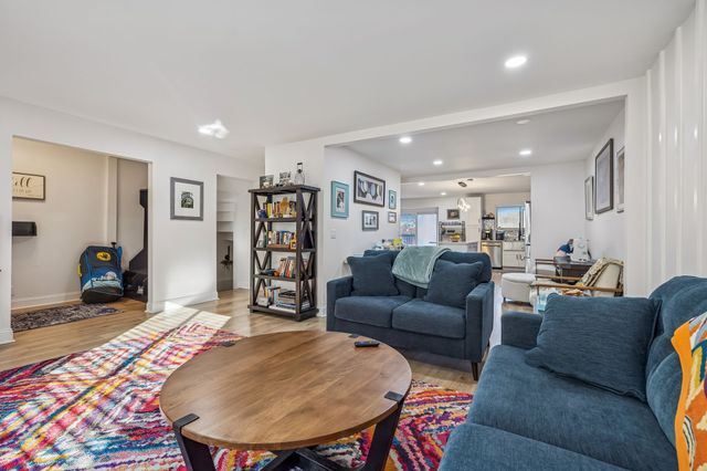 6955 Highland Park Dr, Nashville, TN 37205