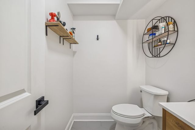 6955 Highland Park Dr, Nashville, TN 37205