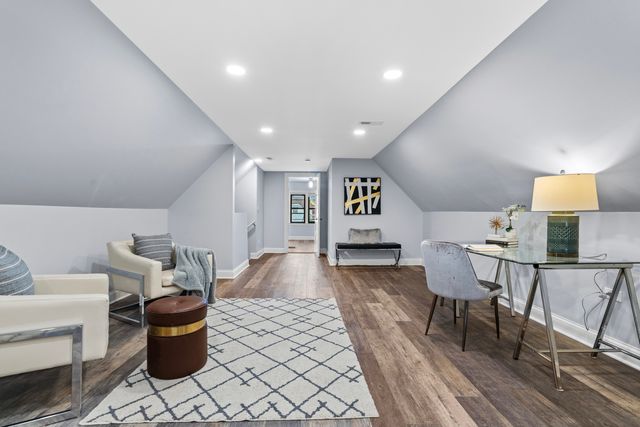 10151 S Avenue M, Chicago, IL 60617